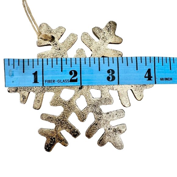 Snowflake Ornaments 13 pc Set Wood Metal Storage Tin Box Ice Cube Mold - Picture 5 of 16